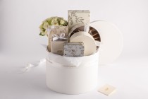 WHITE PACKAGE WITH FLOWERS - LARGE 1