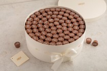 Mabrouk al Melcha white chocolate box