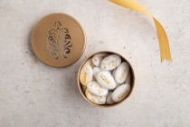 10 pieces-sugar dragees gold tin box with customized name-GA1