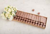 Graduation Chocolate tray with flower-2