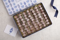 chocolate petitfour chinoiserie tin box