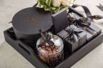 Black tray gift set