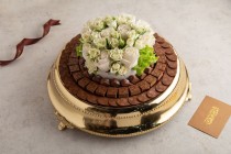 Alf mabrouk chocolate-gold stand with flower